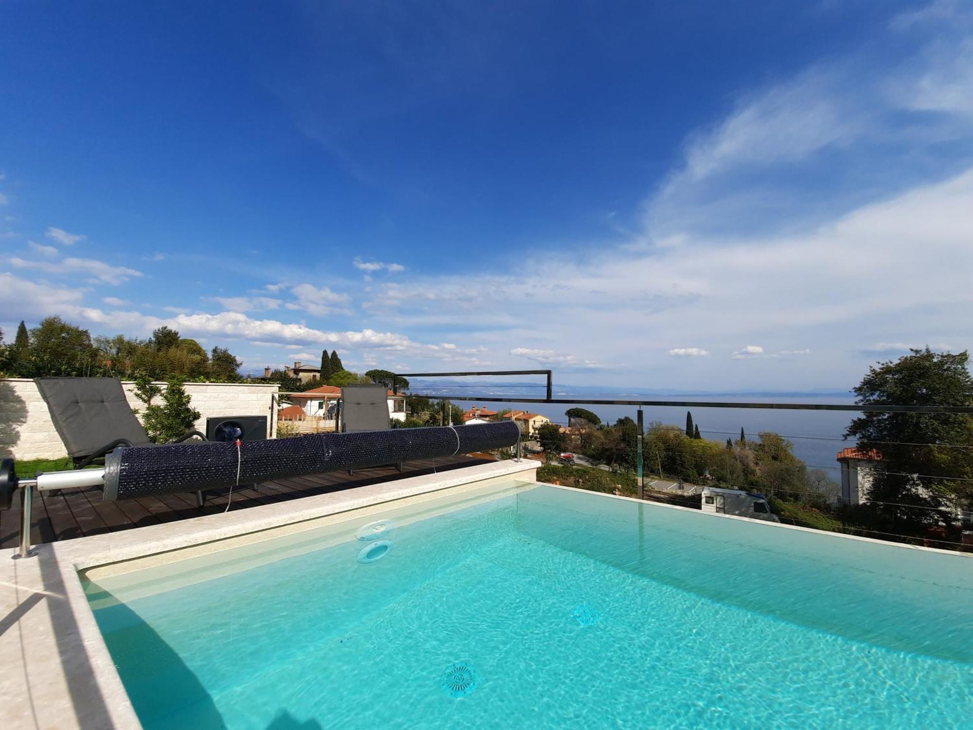 Apartment Pearl Of Kvarner Ловран Экстерьер фото
